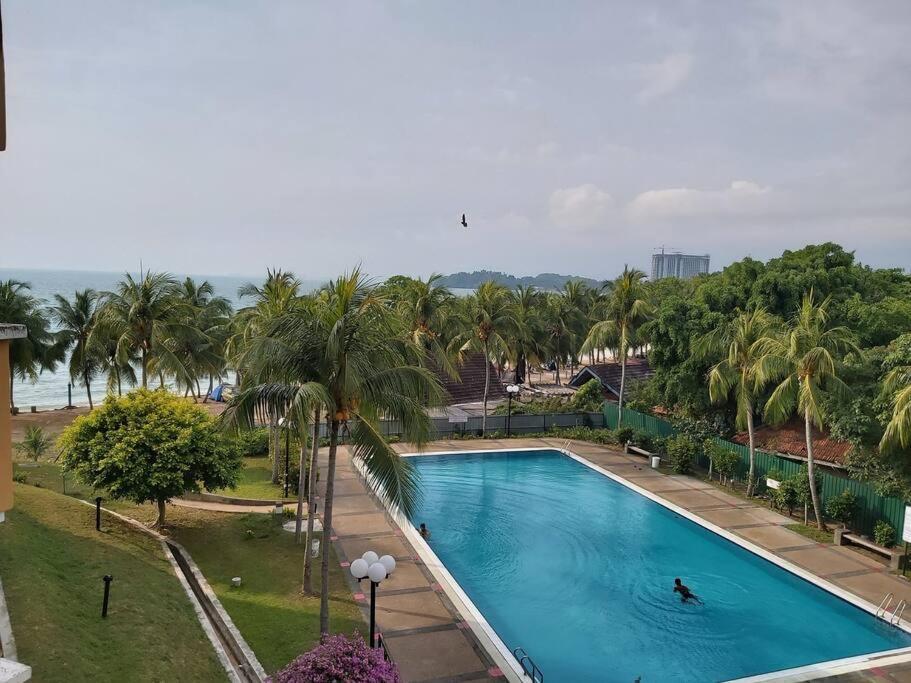 Nat'S Seri Bulan Beach, Pool Home @Teluk Kemang Port Dickson Eksteriør billede